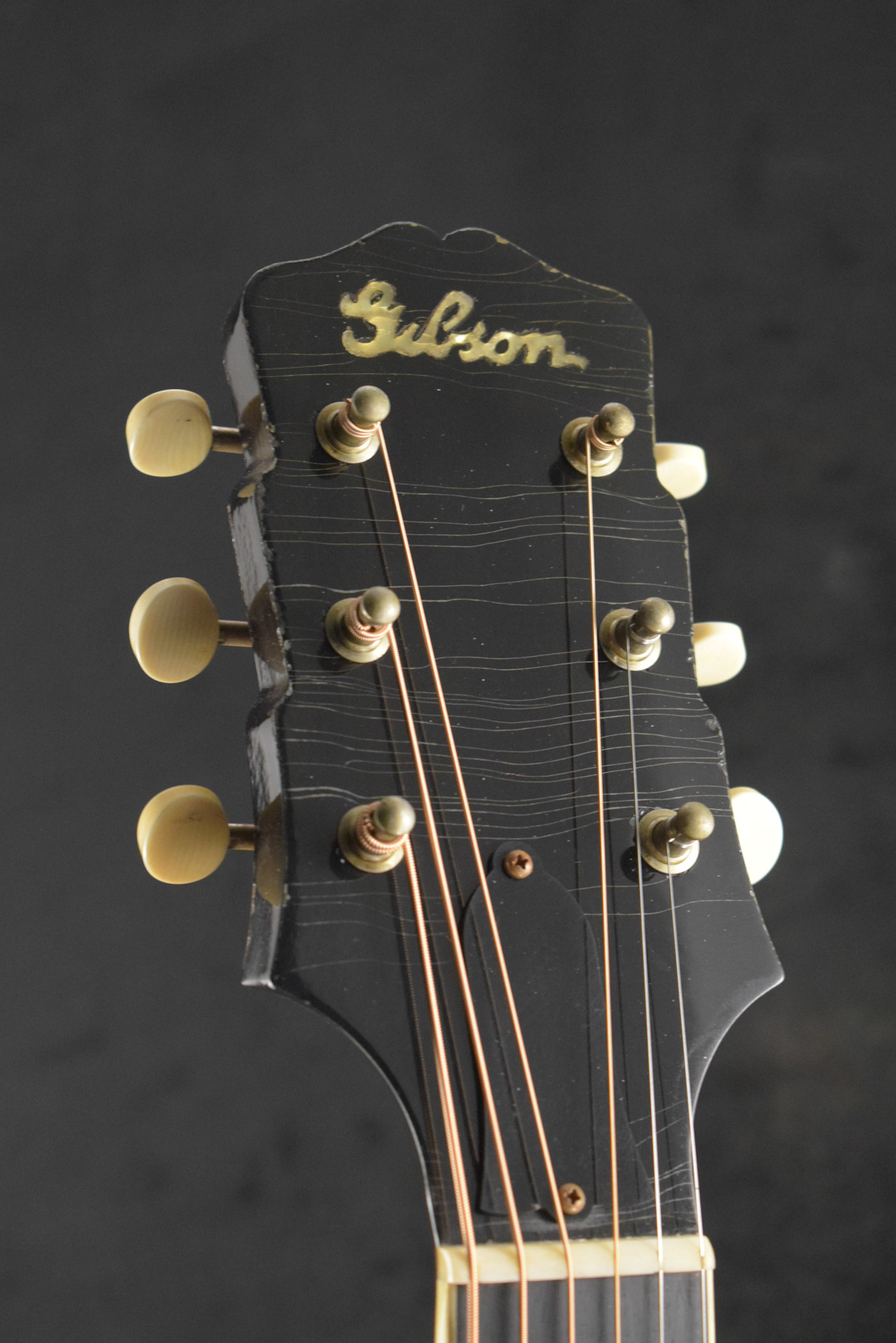 Gibson Gibson Custom Shop 1939 SJ-100 Murphy Lab Heavy Aged Faded Vintage Sunburst