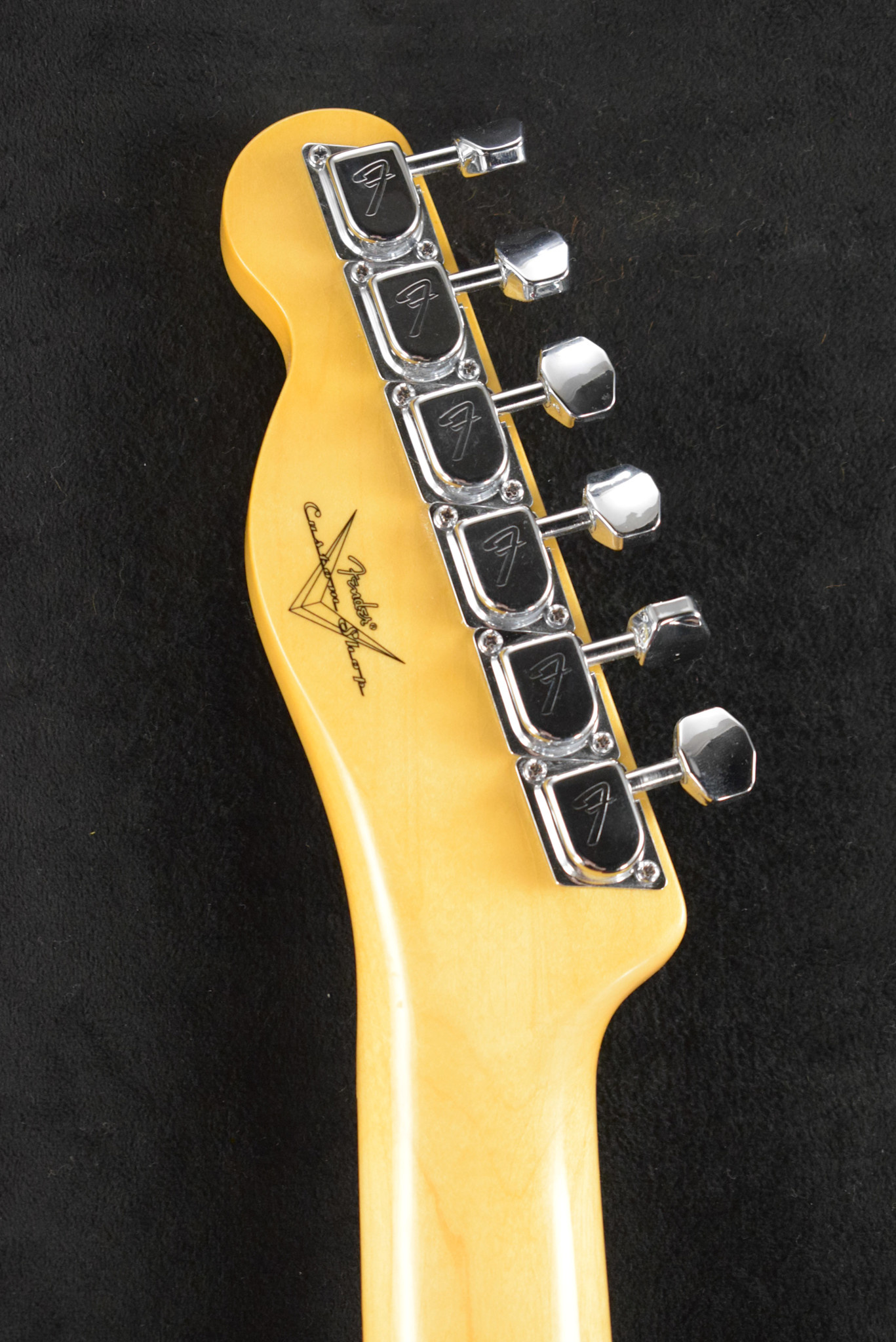 Fender Fender 1967 Telecaster Bigsby DLX Closet Classic Candy Apple Red Maple Fingerboard