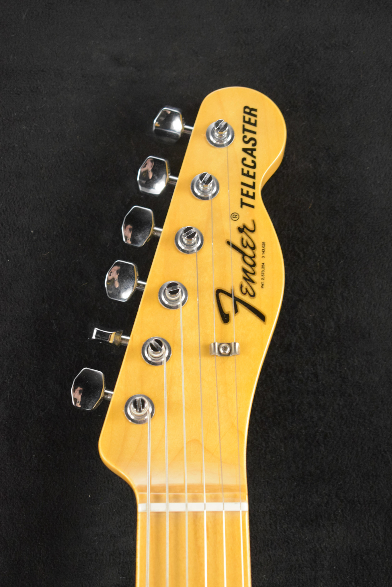 Fender Fender 1967 Telecaster Bigsby DLX Closet Classic Candy Apple Red Maple Fingerboard