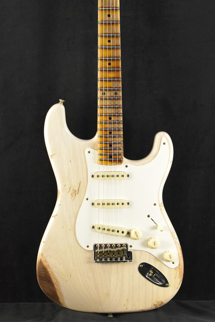 Fender Fender 1957 Stratocaster Heavy Relic Aged White Blonde 1-Piece Rift Sawn Maple Neck Fingerboard