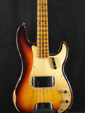 Fender Fender Limited Edition P-Jazz Bass Relic Chocolate 3-Color Sunburst 1-Piece Quartersawn Maple Neck Fingerboard