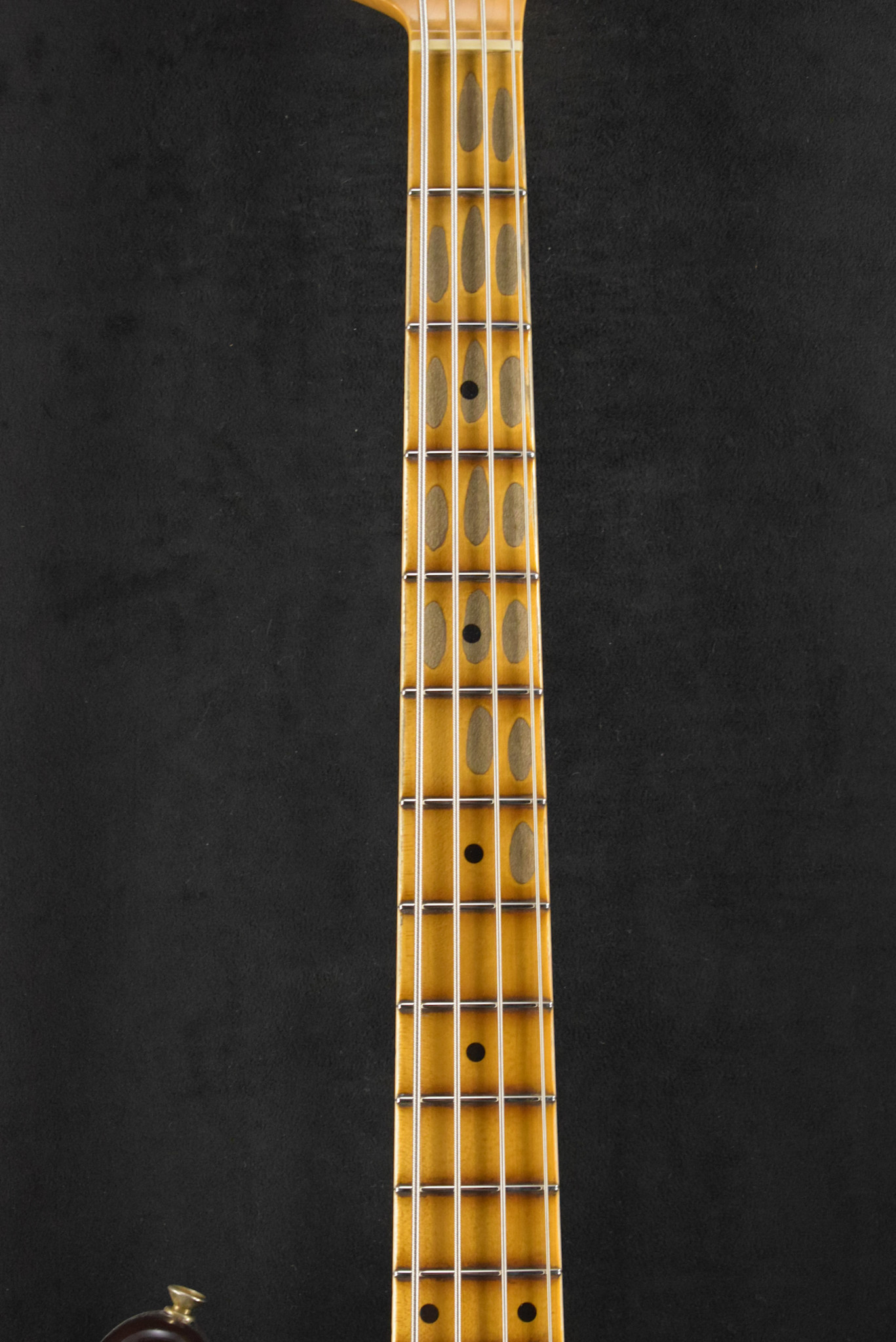 Fender Fender Limited Edition P-Jazz Bass Relic Chocolate 3-Color Sunburst 1-Piece Quartersawn Maple Neck Fingerboard