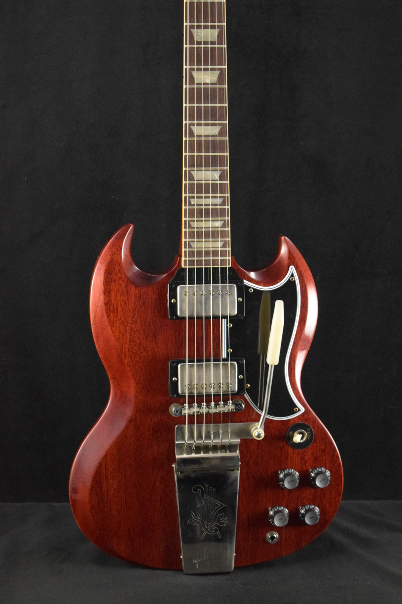Gibson Custom Shop 1964 SG Standard Reissue With Maestro Gibson Custom Shop 1964 SG Standard Reissue With Maestro