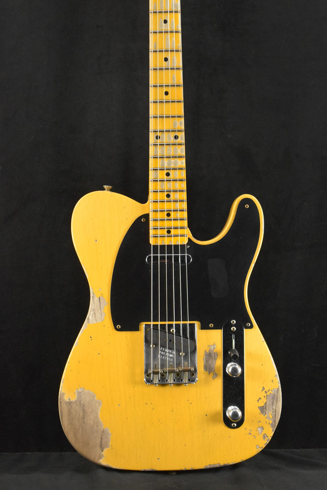 Fender Fender 1954 Telecaster Heavy Relic Faded Aged Nocaster Blonde 1-Piece Rift Sawn Maple Neck Fingerboard,