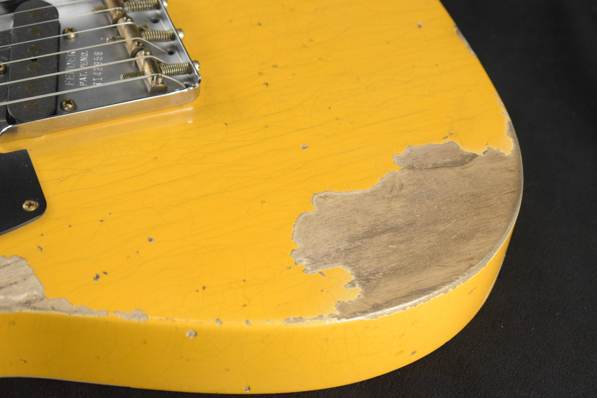 Fender Fender 1954 Telecaster Heavy Relic Faded Aged Nocaster Blonde 1-Piece Rift Sawn Maple Neck Fingerboard,
