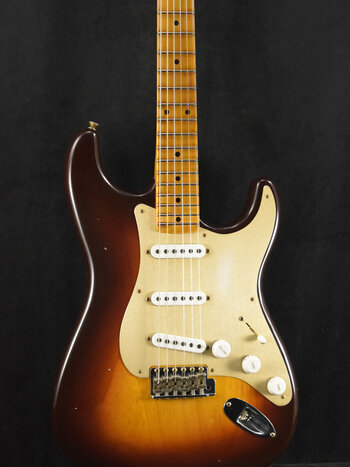 Fender Fender Limited Edition 1954 Roasted Stratocaster Journeyman Relic Wide-Fade Chocolate 2-Color Sunburst 1-Piece Roasted Quarterswan Maple Neck