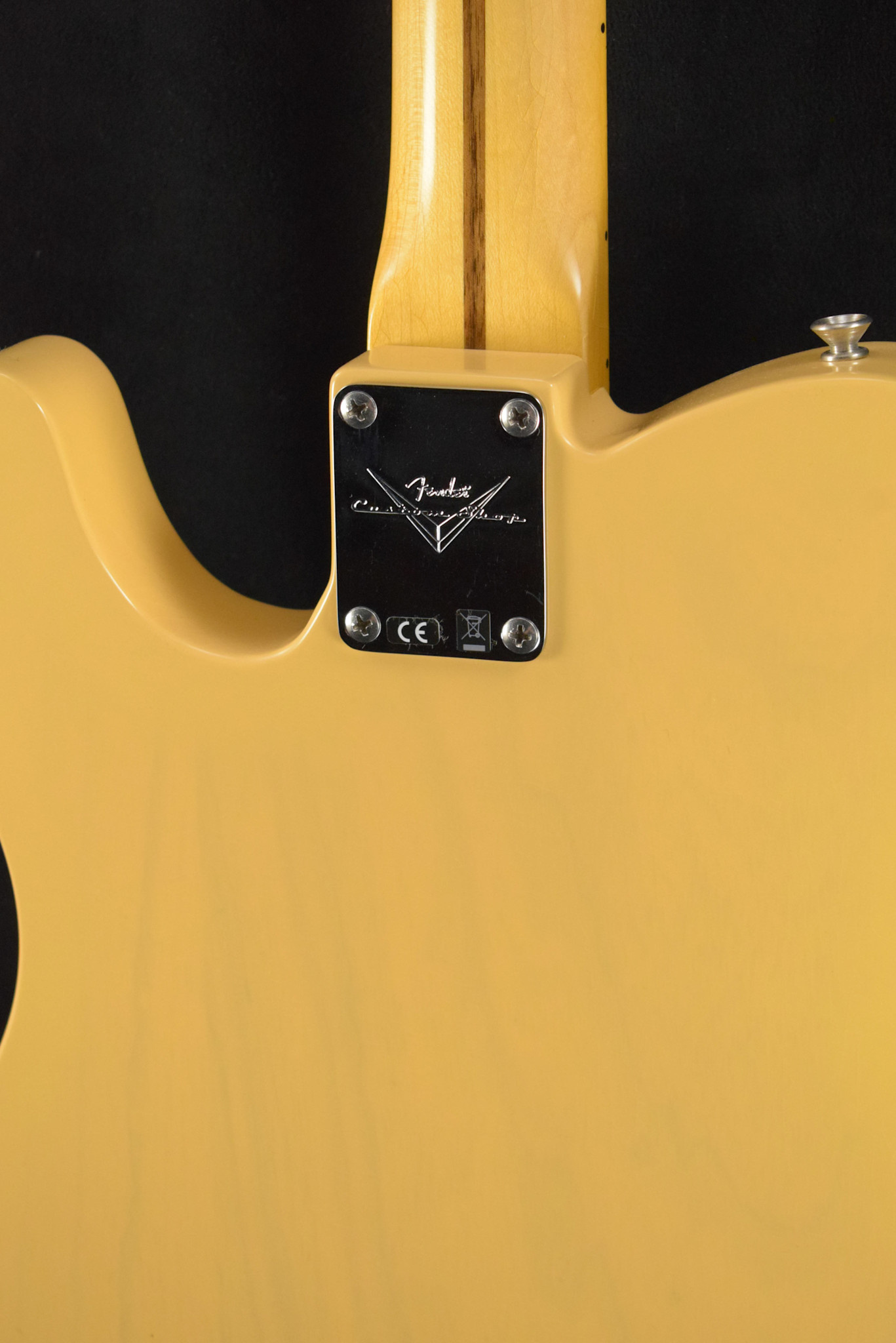 Fender Fender 1954 Telecaster DLX Closet Classic Faded Nocaster Blonde 1-Piece Rift Sawn Maple Neck Fingerboard