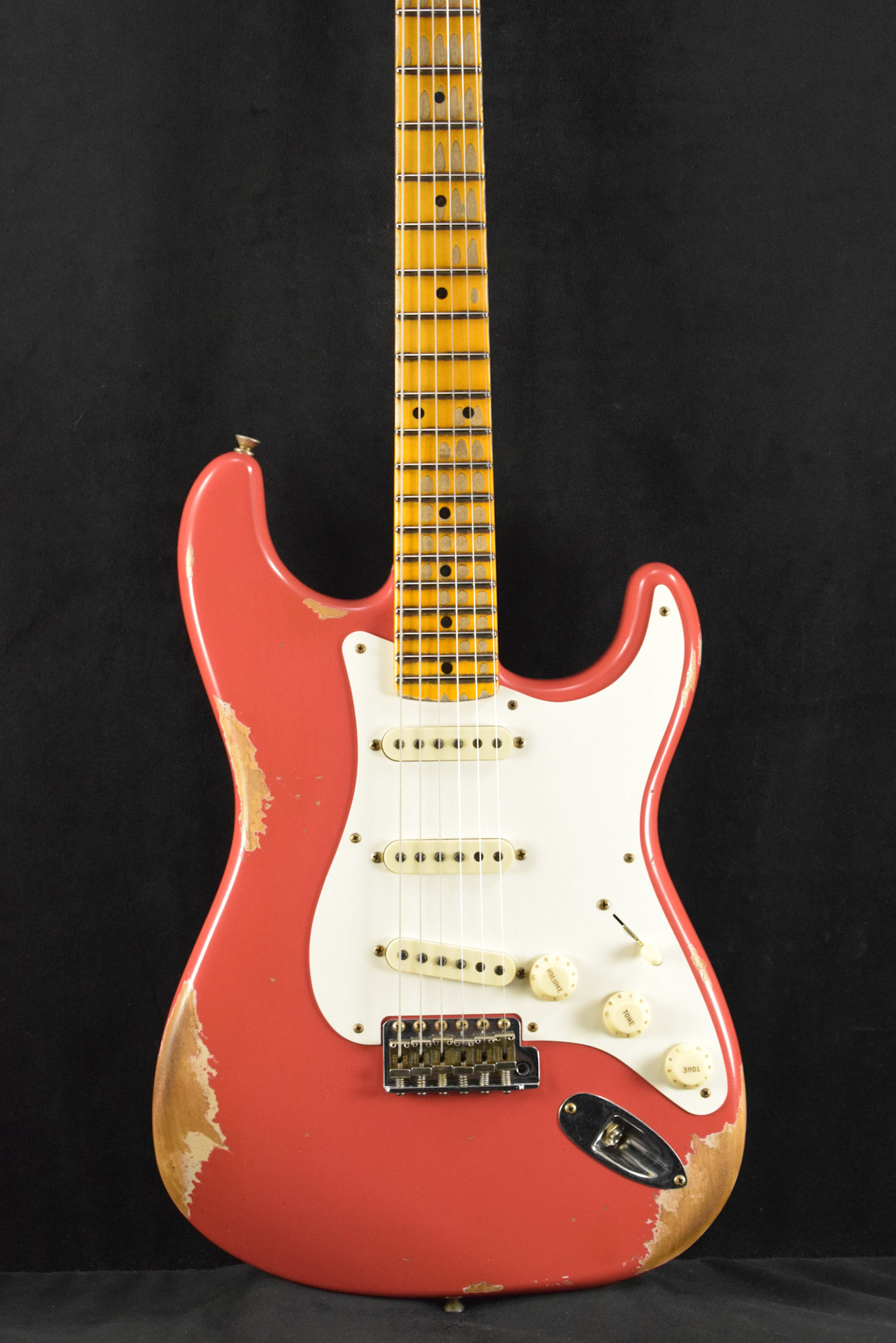 Fender 1957 Stratocaster Heavy Relic Aged Fiesta Red w/1