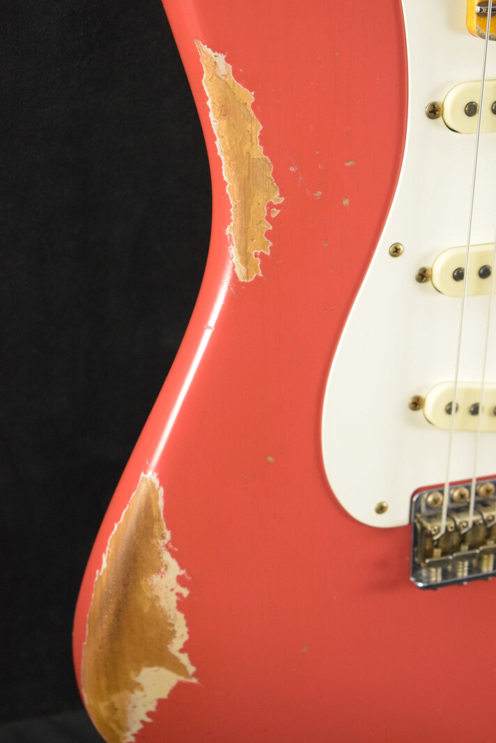 Fender 1957 Stratocaster Heavy Relic Aged Fiesta Red w/1 Fender 1957 Stratocaster Heavy Relic Aged Fiesta Red w/1