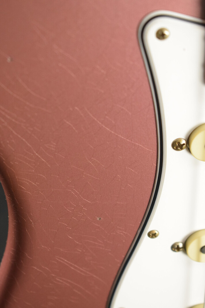 Fender Fender Limited Edition Fat '64 Stratocaster Journeyman Relic Aged Burgundy Mist Metallic 3A Rosewood Fingerboard