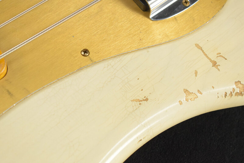 Fender Fender Limited Edition P-Jazz Bass Relic Aged White Blonde 1-Piece Quartersawn Maple Neck Fingerboard