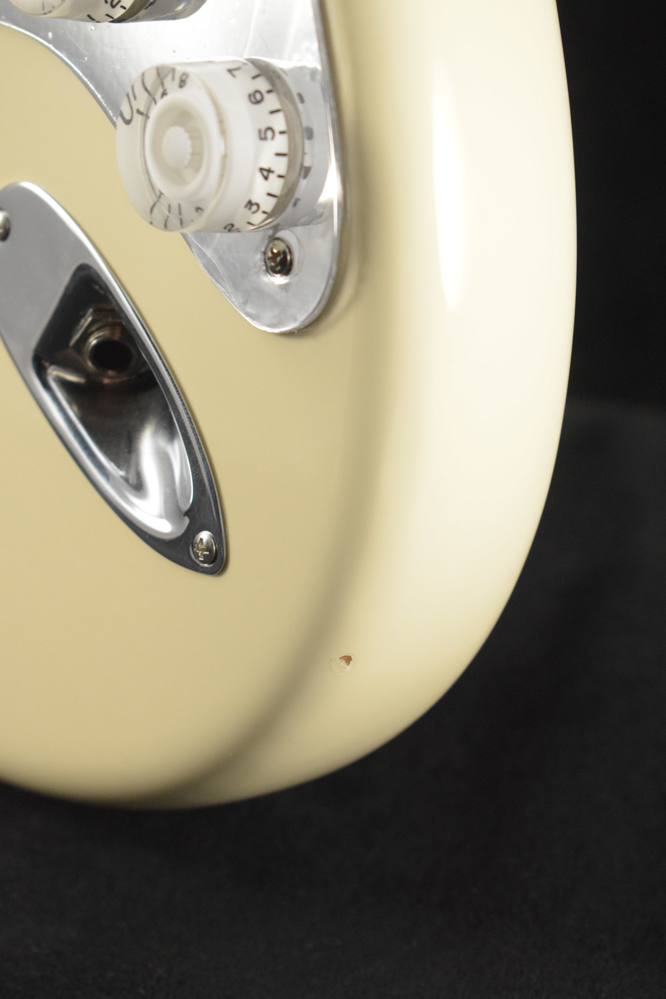 Fender Fender Nile Rodgers Hitmaker Stratocaster Olympic White Maple Fingerboard