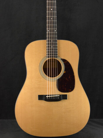 Eastman Eastman E6D-TC Thermo-Cured Sitka Spruce Top Dreadnought Natural Truetone Gloss