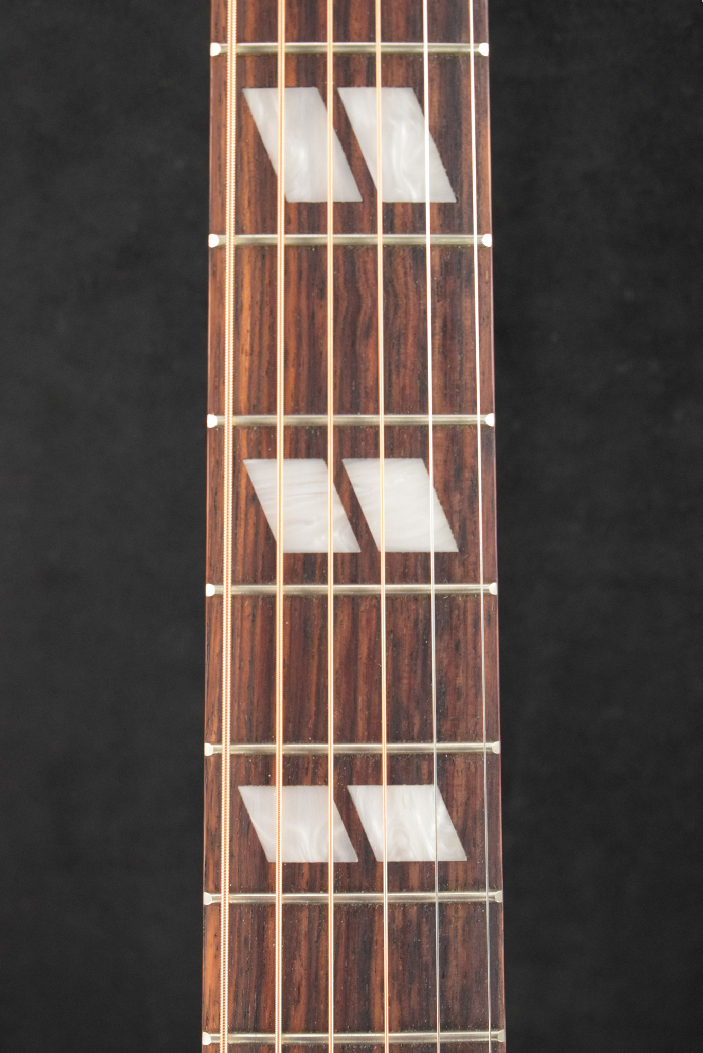 Gibson Gibson Hummingbird Special Satin Wine Red