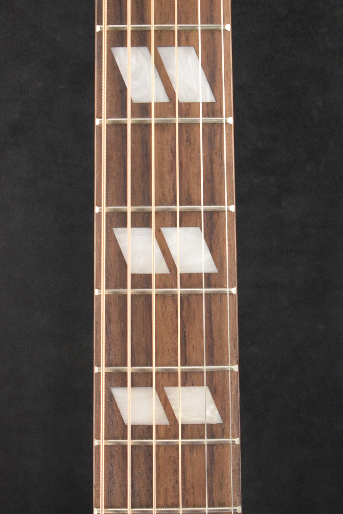 Gibson Gibson Hummingbird Special Satin Vintage Cherry Sunburst