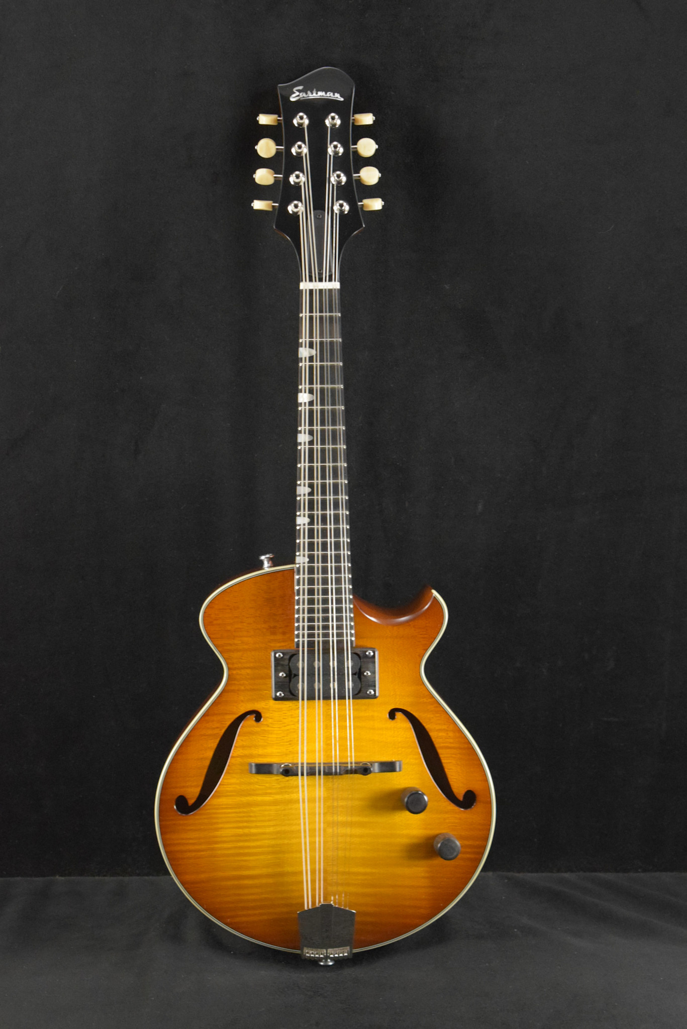 Eastman Eastman ER-M-GB El Rey Mando Electric Mandolin Goldburst Gloss