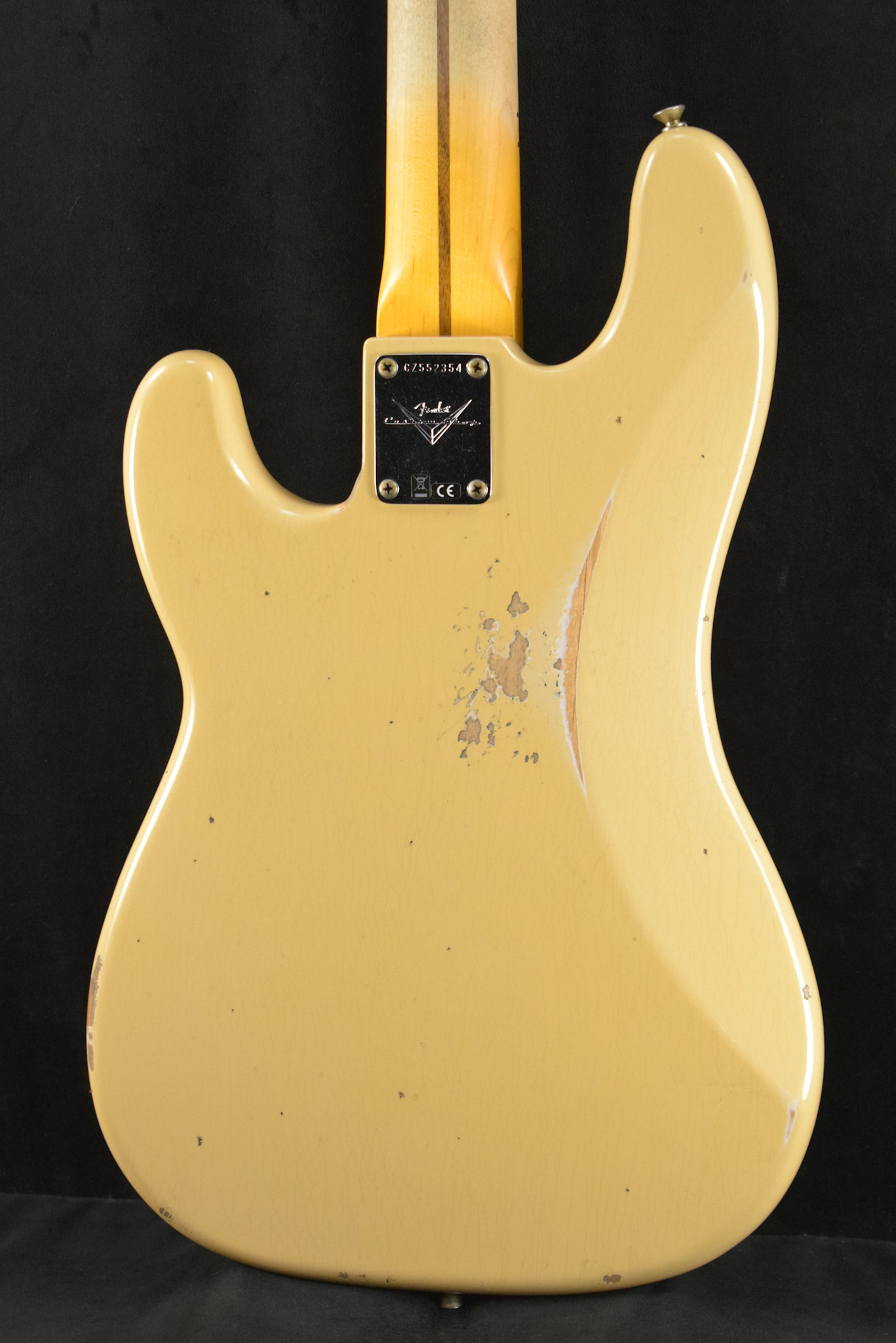Fender Fender 1958 Precision Bass Relic Aged Desert Sand 1-Piece Quartersawn Maple Neck Fingerboard