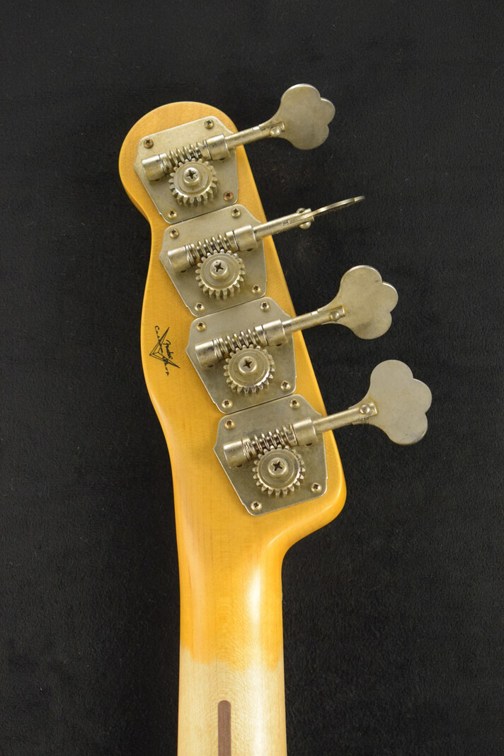 Fender Fender 1954 Precision Bass Journeyman Relic Aged Vintage Blonde 1-Piece Quartersawn Maple Neck Fingerboard