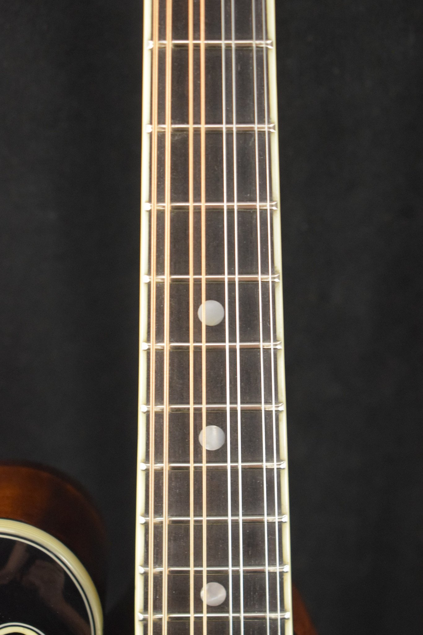 Eastman Eastman MD514-BK-LTD Limited Edition F-Style Oval-Hole Mandolin Black Top