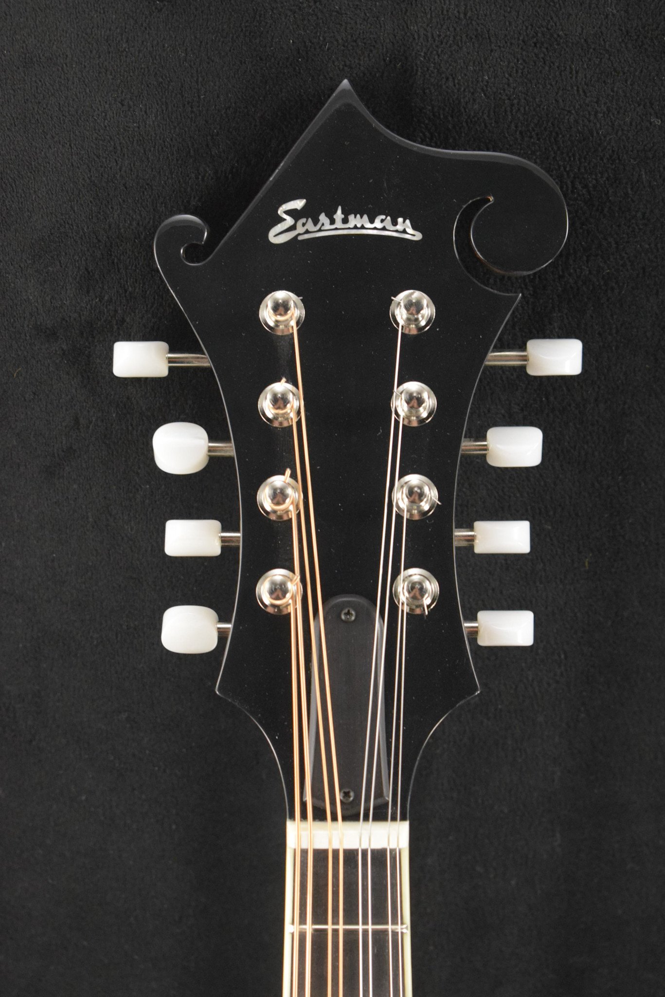 Eastman Eastman MD514-BK-LTD Limited Edition F-Style Oval-Hole Mandolin Black Top