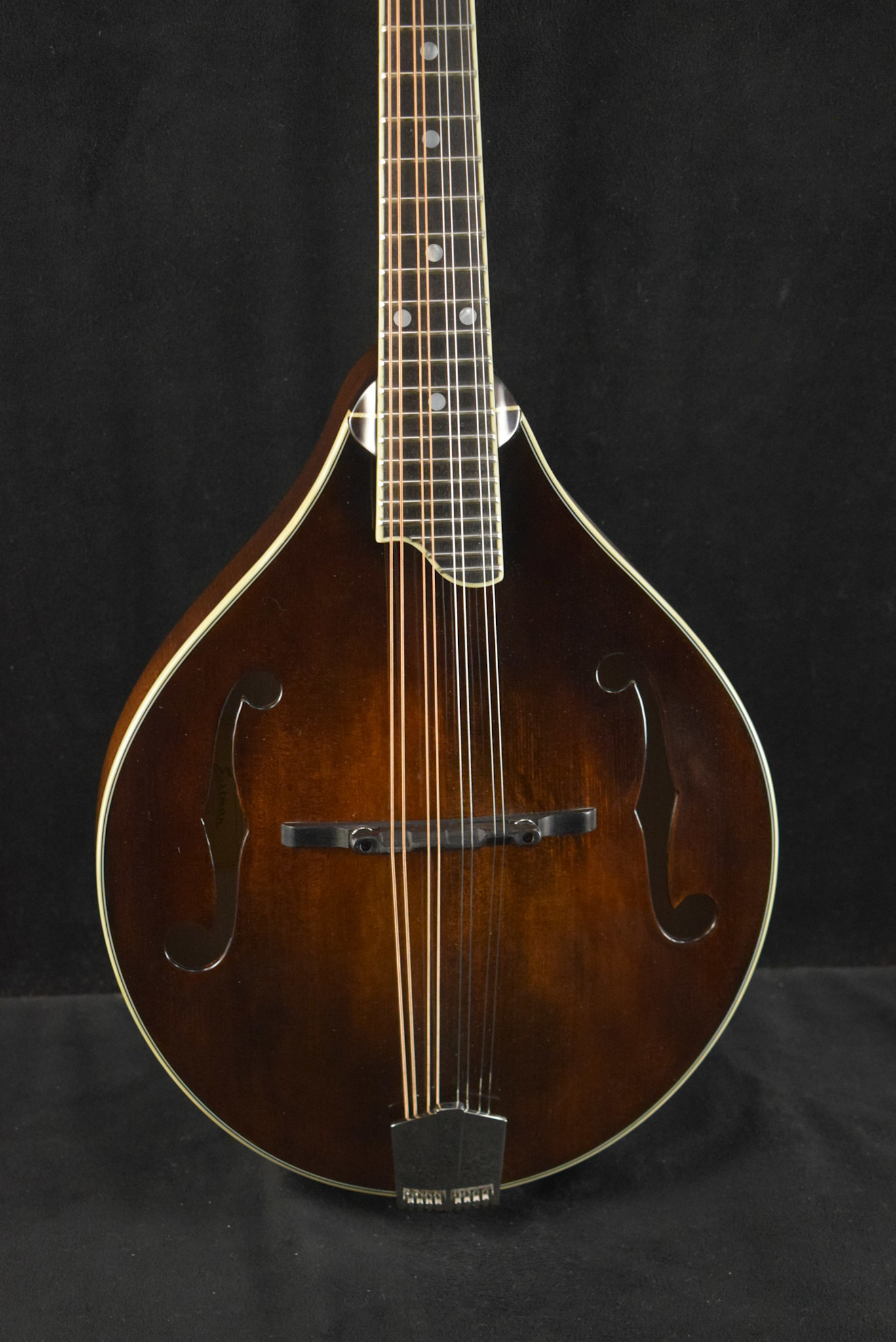 Eastman Eastman MD505 A-Style F-Hole Mandolin Classic Gloss