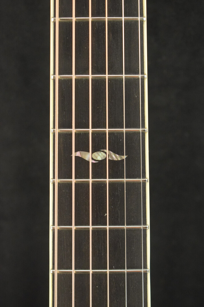 Eastman Eastman AC422CE Acoustic-Electric Grand Auditorium Natural Truetone Gloss
