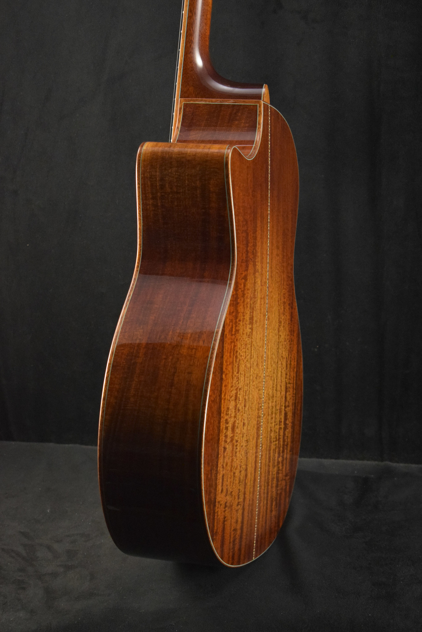 Eastman Eastman AC522CE-GB Acoustic Electric Grand Auditorium Goldburst Truetone Gloss