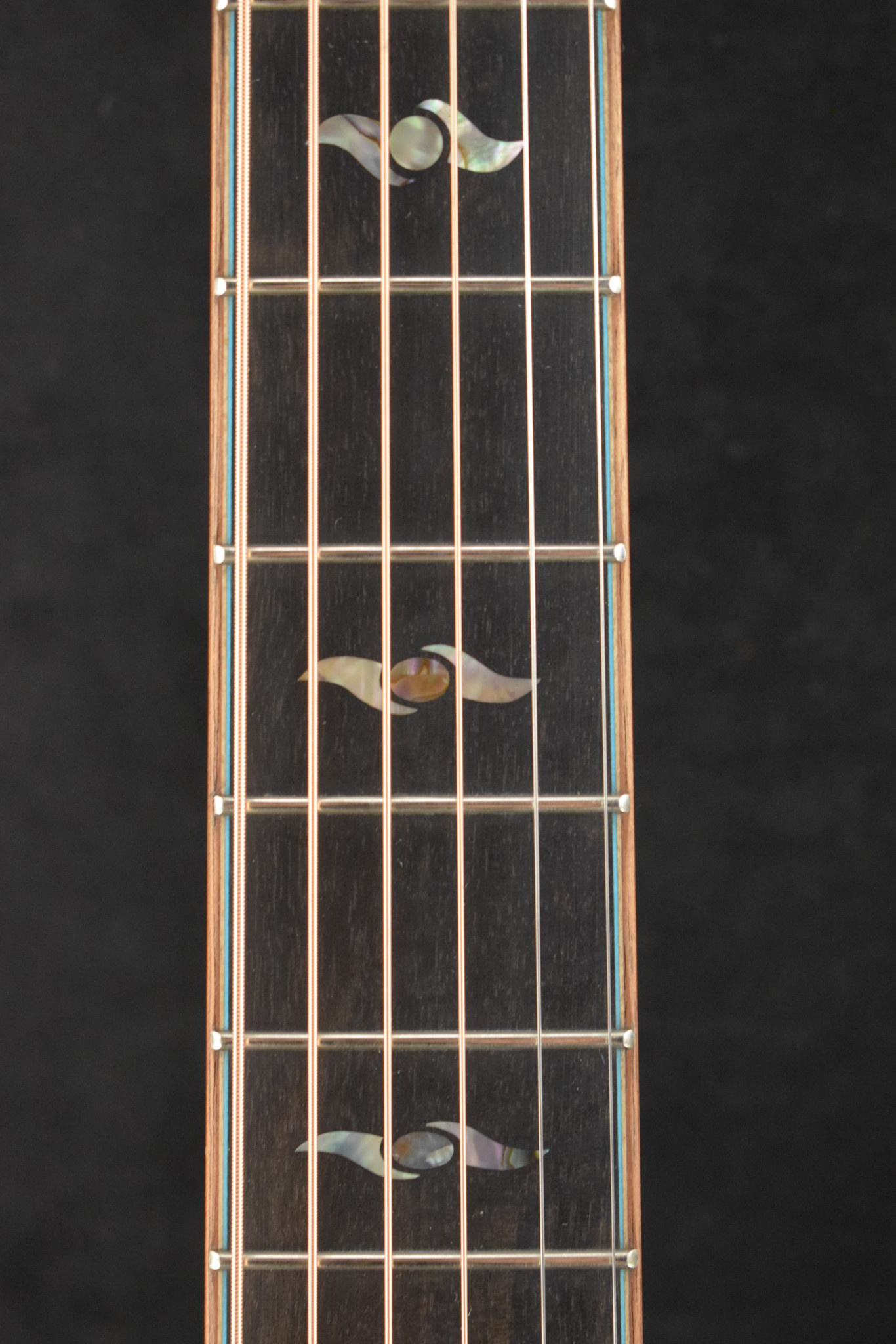 Eastman Eastman AC522CE-GB Acoustic Electric Grand Auditorium Goldburst Truetone Gloss