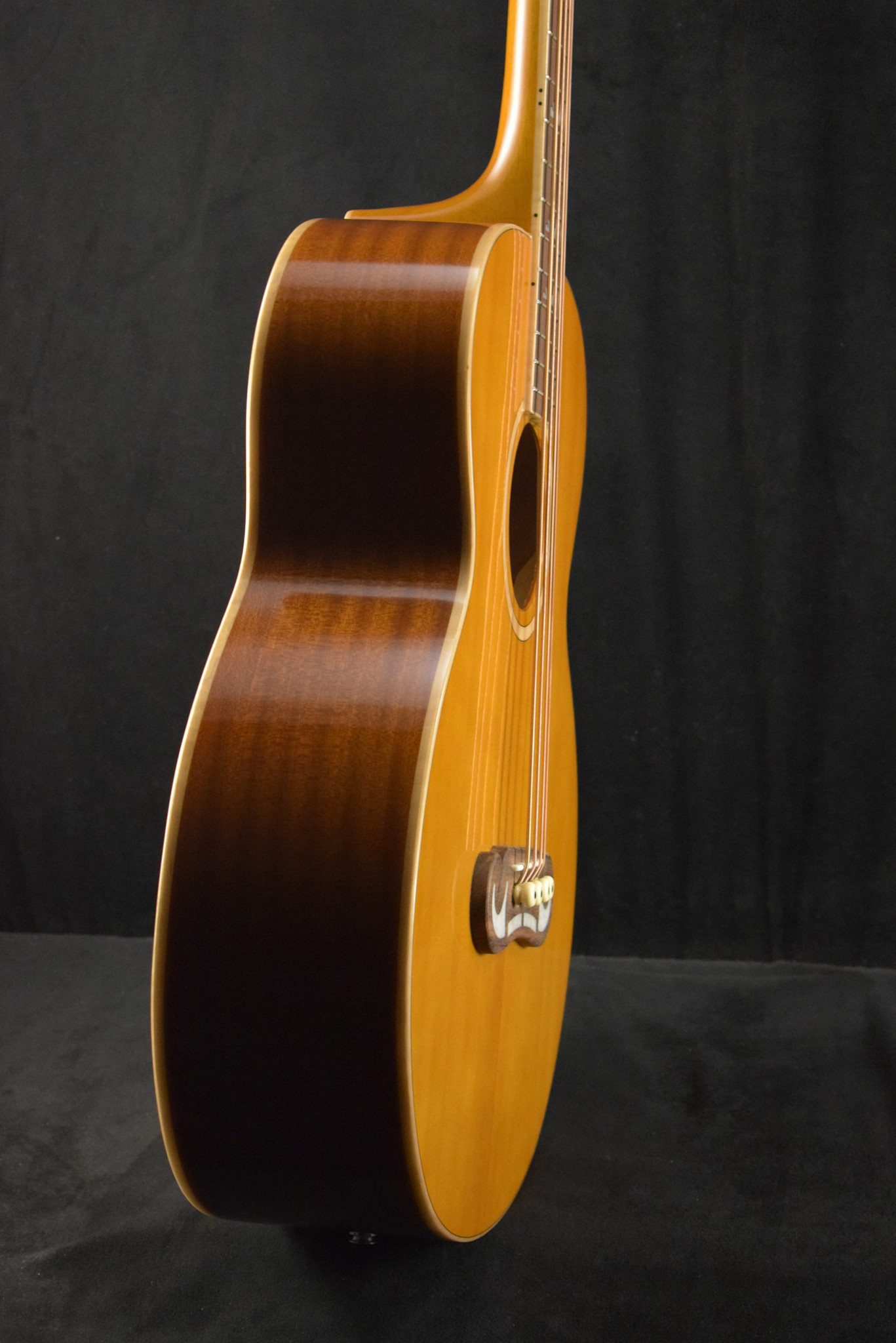 Epiphone Epiphone El Capitan J-200 Studio Bass Aged Natural Antique Gloss