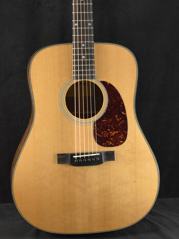 Eastman Eastman E3DE Acoustic Electric Dreadnought Natural Truetone Satin