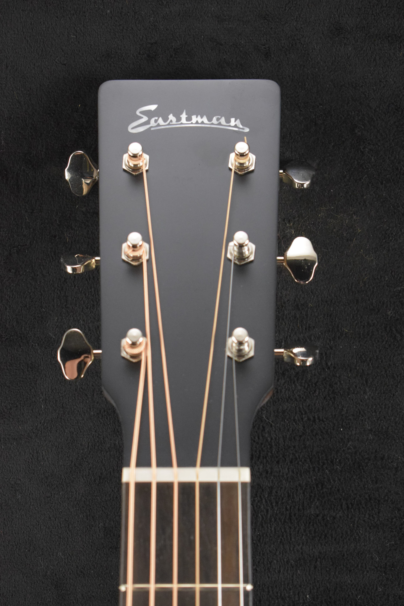 Eastman Eastman E3DE Acoustic Electric Dreadnought Natural Truetone Satin