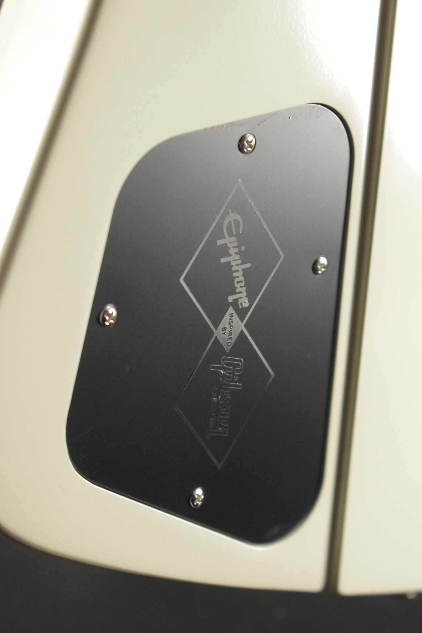 Epiphone Epiphone 1963 Firebird V Reissue With Maestro Vibrola Polaris White