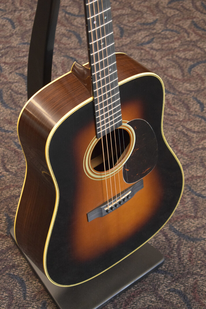 Martin Martin Custom Shop Dreadnought Wild Grain East Indian Rosewood Adirondack Spruce VTS 1935 Sunburst