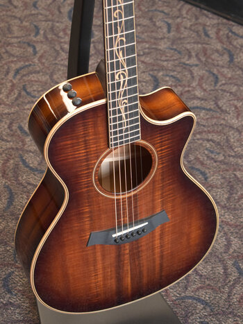 Taylor Taylor K22ce AA Top Shaded Edgeburst