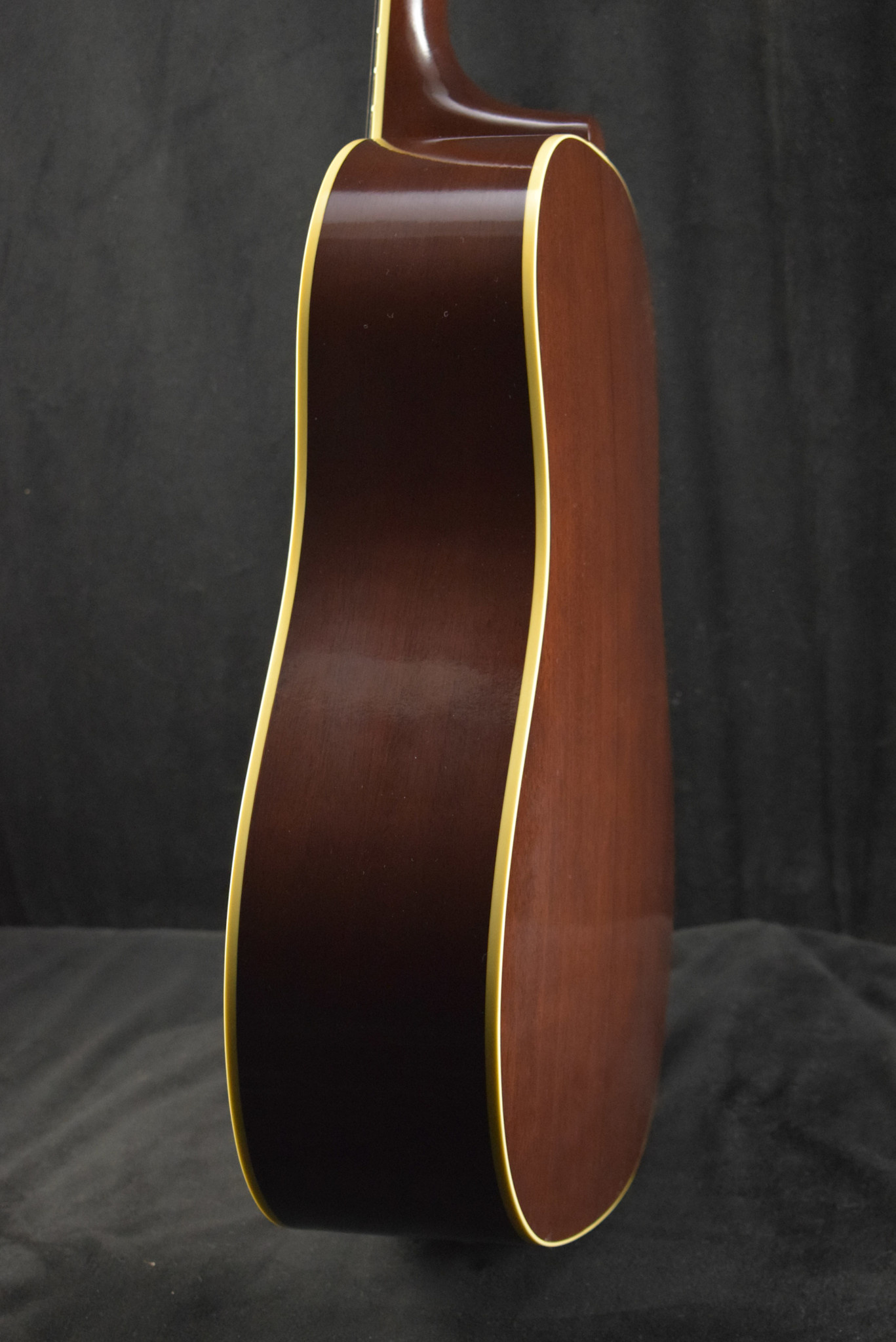 Gibson Gibson Custom Shop 1939 J-55 Faded Vintage Sunburst