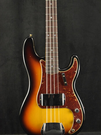 Fender Fender 1966 Precision Bass Journeyman Relic 3-Color Sunburst 3A Rosewood Fingerboard