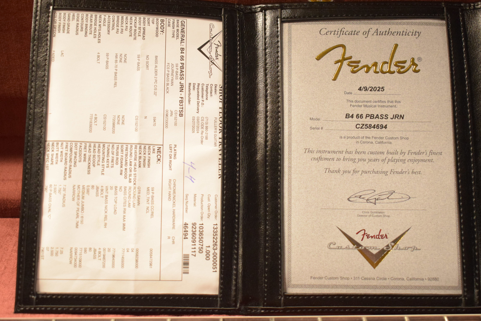 Fender Fender 1966 Precision Bass Journeyman Relic 3-Color Sunburst 3A Rosewood Fingerboard