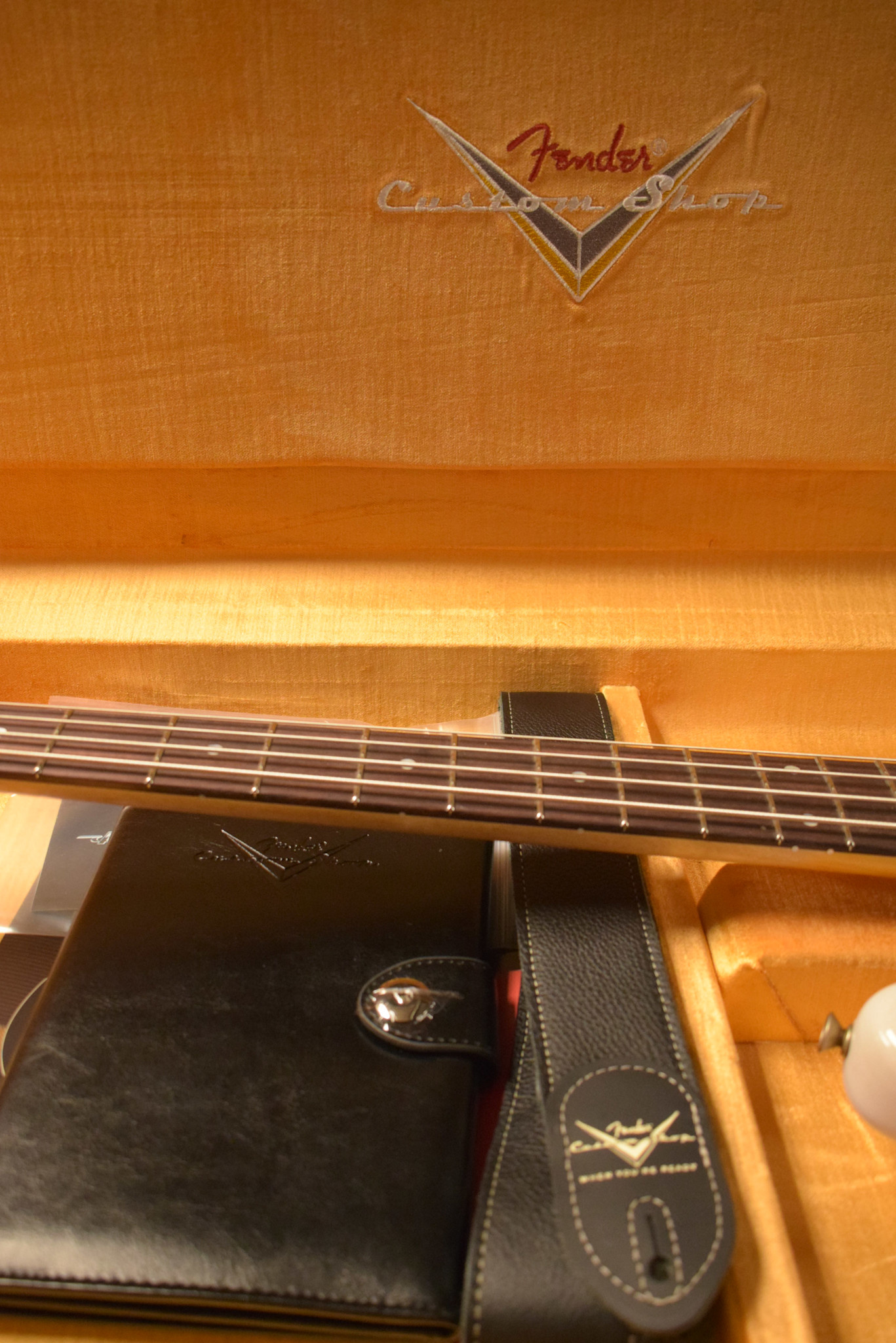 Fender Fender Limited Edition Jazz Bass Special Journeyman Relic White Blonde Rosewood Fingerboard