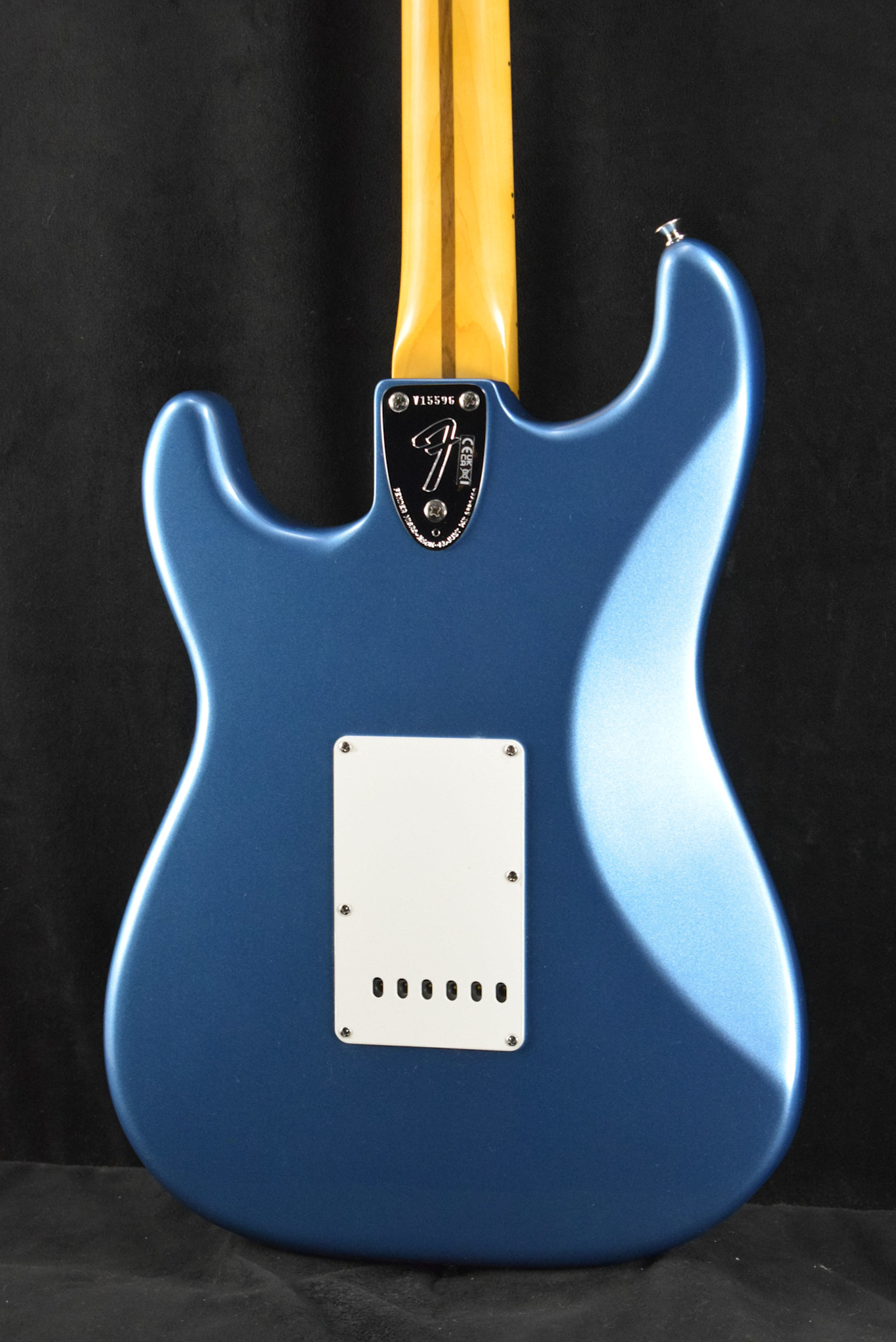 Fender Fender American Vintage II 1973 Stratocaster Lake Placid Blue Maple Fingerboard