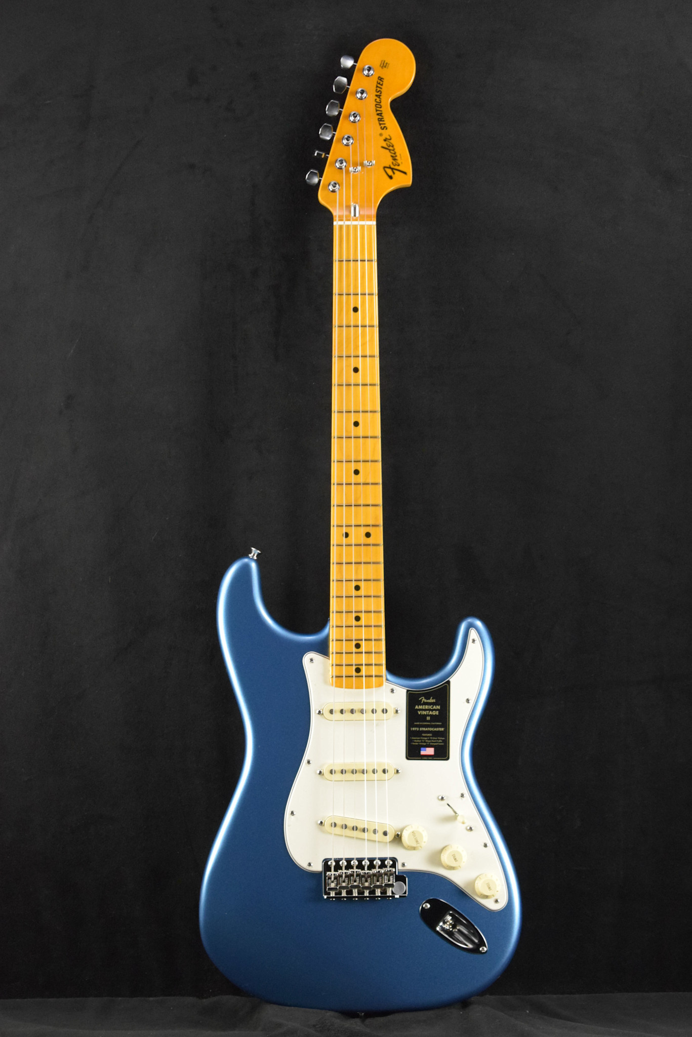 Fender Fender American Vintage II 1973 Stratocaster Lake Placid Blue Maple Fingerboard