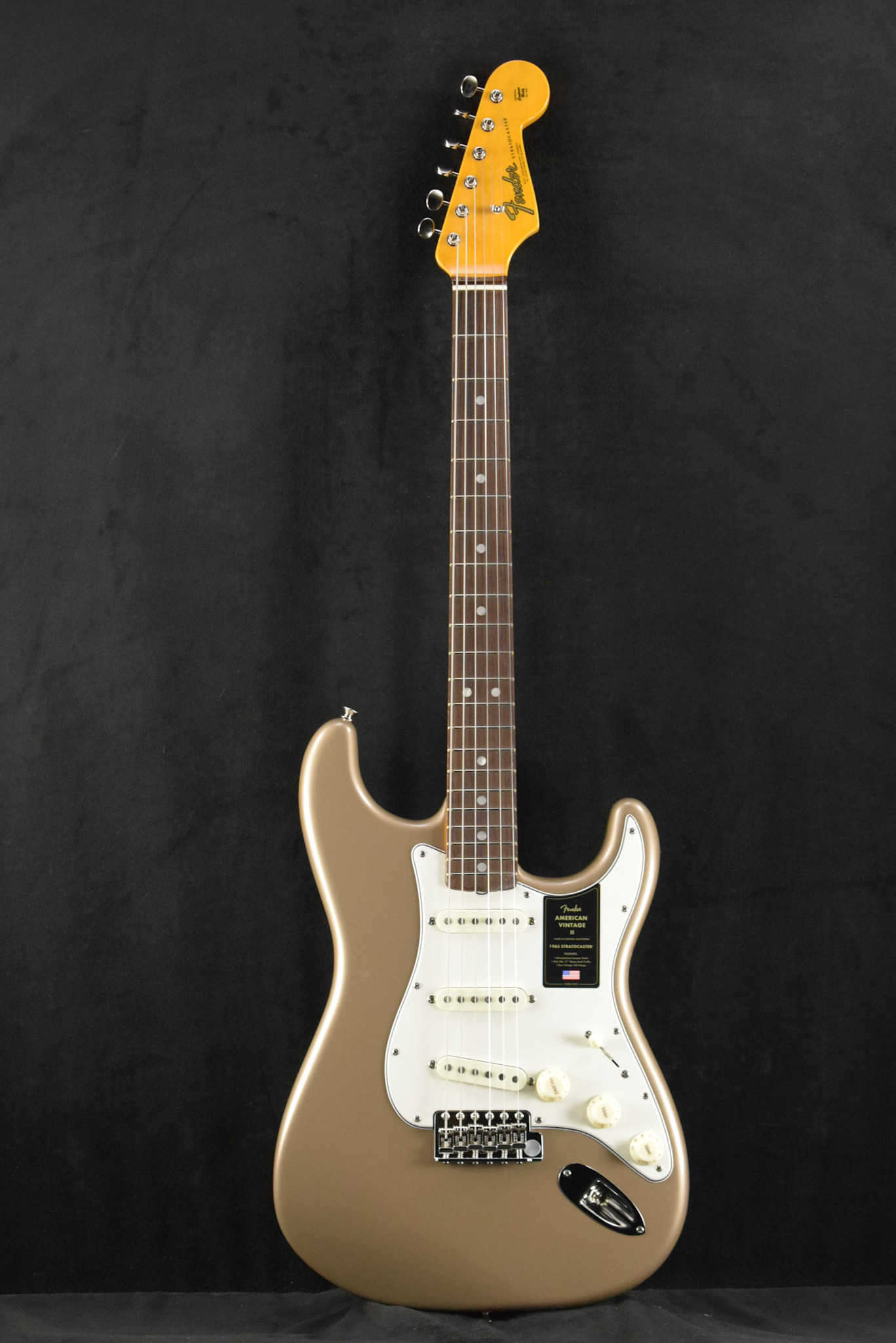 Fender Fender American Vintage II 1965 Stratocaster Shoreline Gold Round-Lam Rosewood Fingerboard