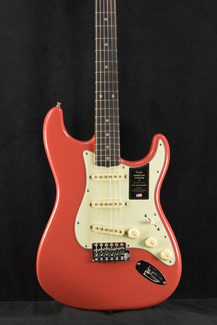 Fender Fender American Vintage II 1961 Stratocaster Fiesta Red Rosewood Fingerboard