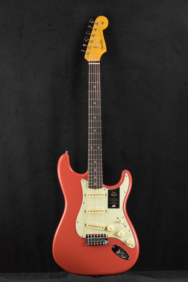 Fender Fender American Vintage II 1961 Stratocaster Fiesta Red Rosewood Fingerboard