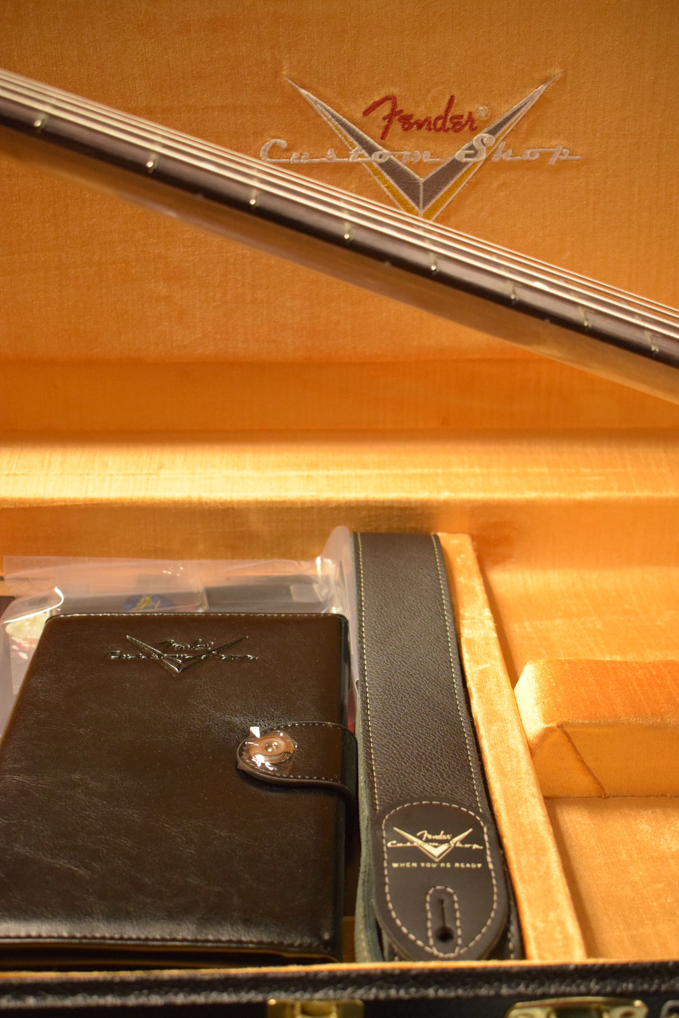 Fender Fender Limited Edition Jazz Bass Special Journeyman Relic Tobacco Sunburst Rosewood Fingerboard