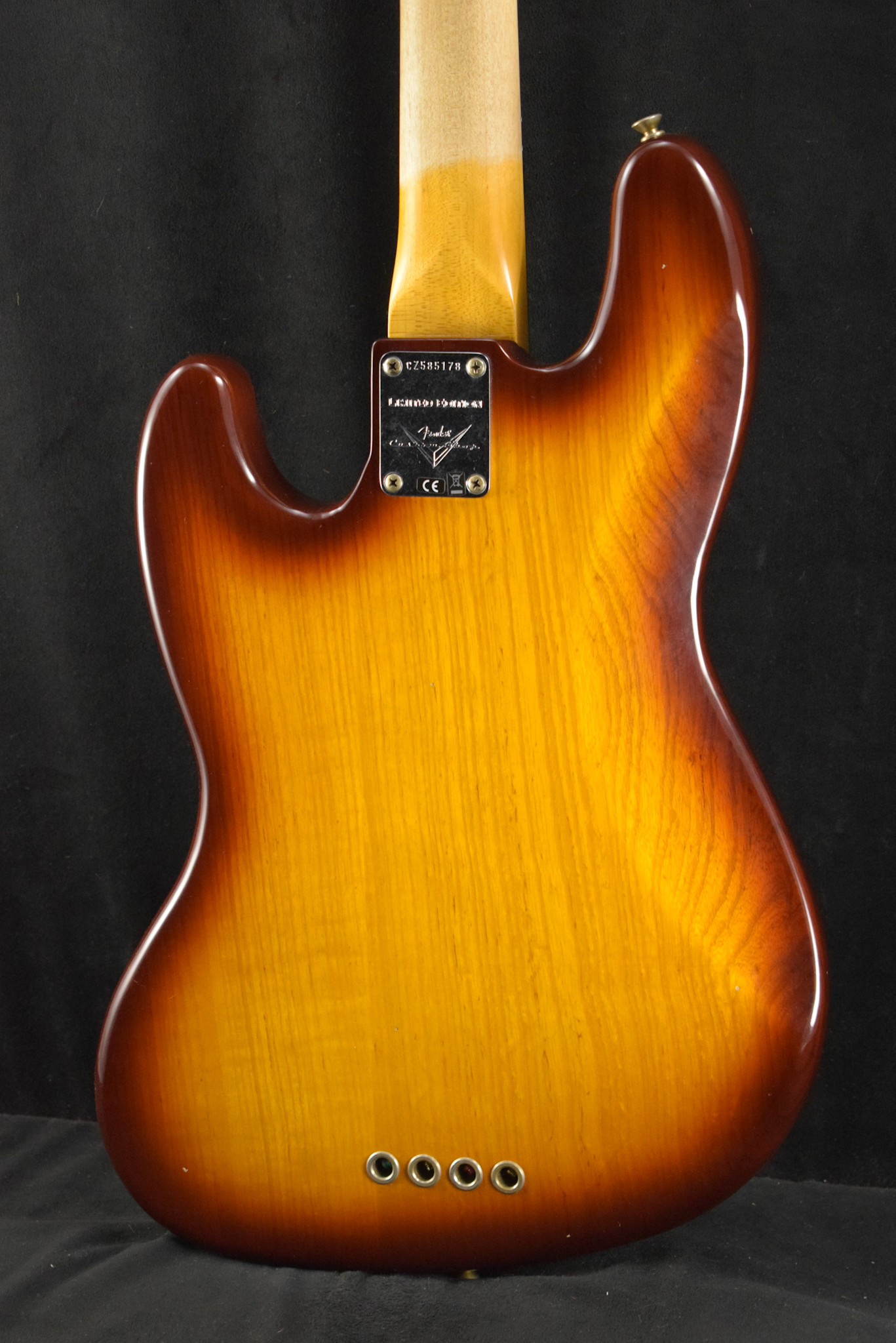Fender Fender Limited Edition Jazz Bass Special Journeyman Relic Tobacco Sunburst Rosewood Fingerboard
