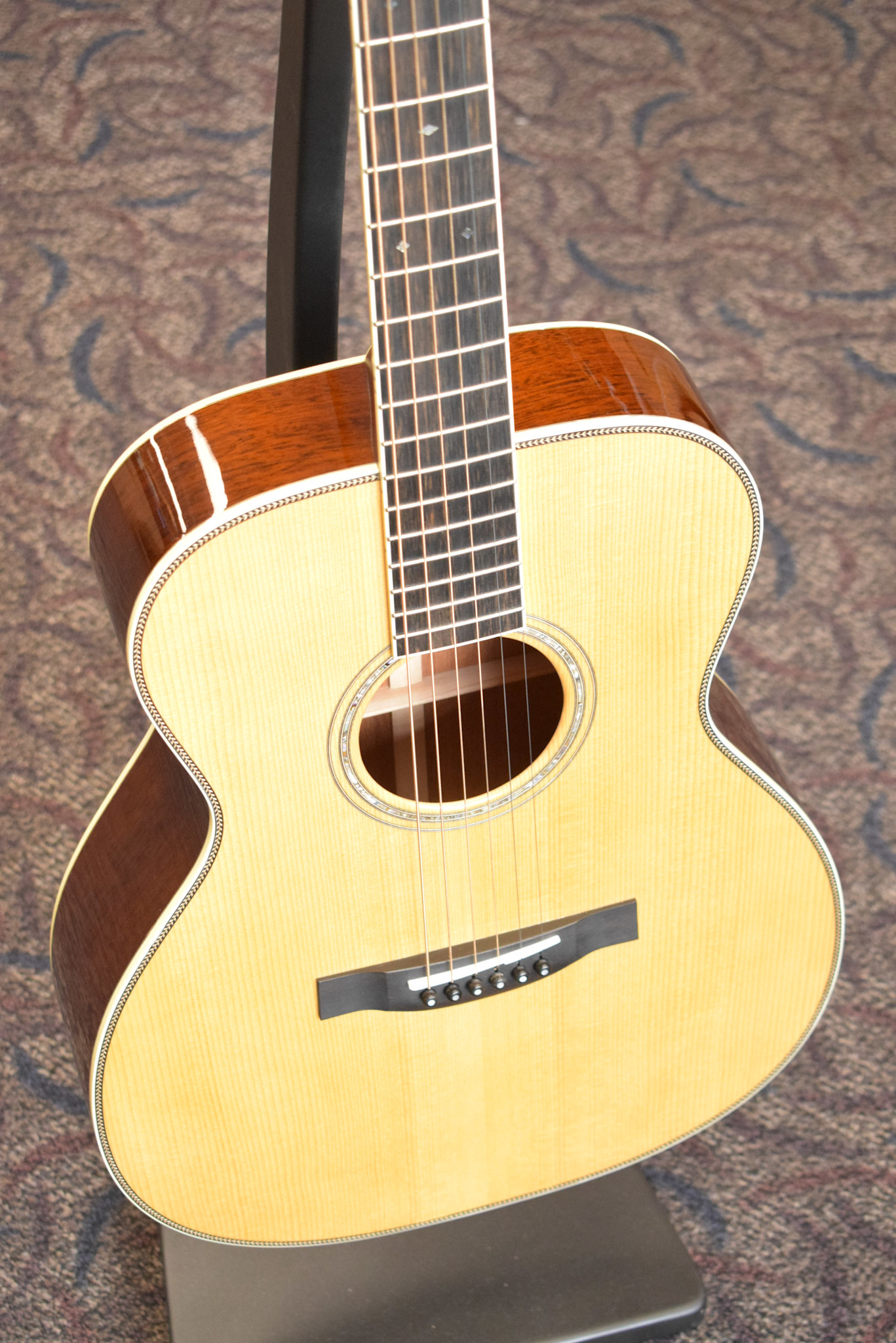 Santa Cruz Santa Cruz Custom OM Orchestra Model Adirondack Spruce Top Natural