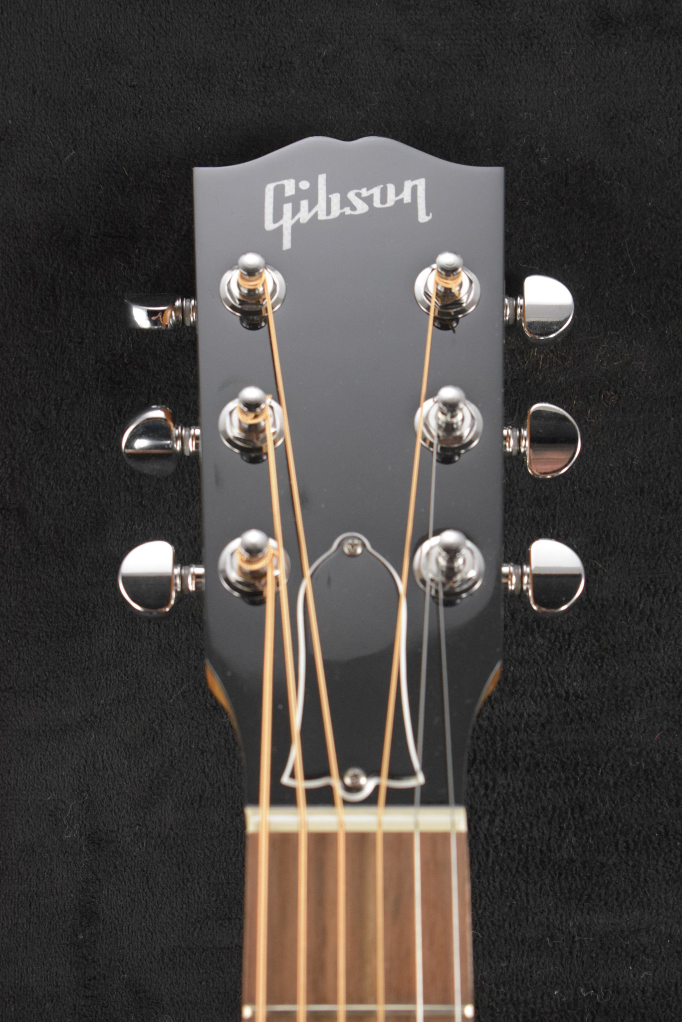 Gibson Gibson J-185 EC Modern Acoustic-Electric Cutaway Walnut Antique Natural