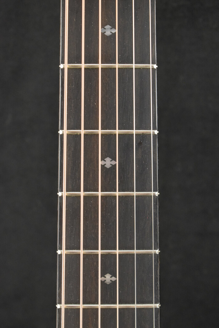 Taylor Taylor 214ce Plus Special Edition Trans Blue