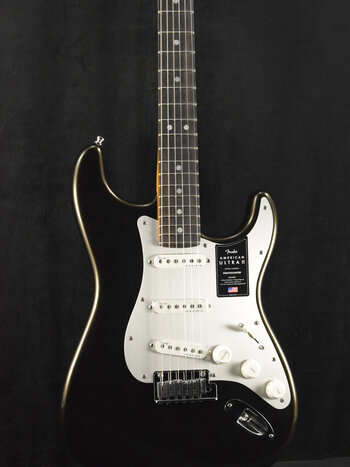 Fender Fender Player Stratocaster PF Black - Fuller's Guitar Fender Fender Player Stratocaster PF Black - Fuller's Guitar