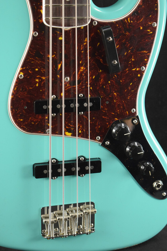 Fender Fender American Vintage II 1966 Jazz Bass Sea Foam Green Rosewood Fingerboard